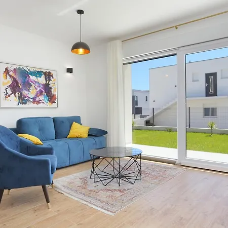 Apartamento With A Parking Space Kastel Stari, - 18115 Kaštela